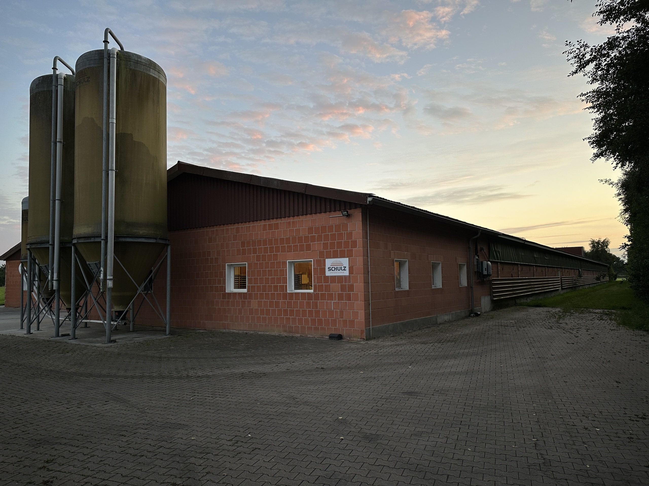 Rechte Seite des Stalls